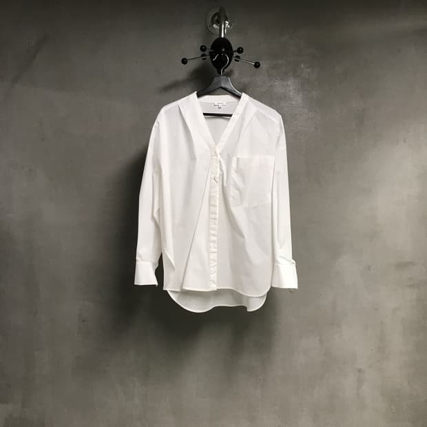 엔폴드 브이넥 셔츠 화이트 38(W)