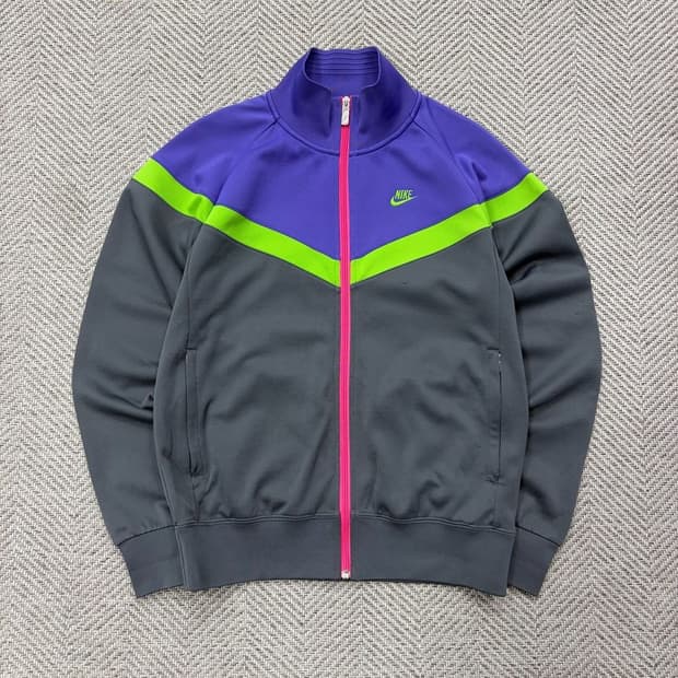 나이키 배색 로고 져지 v2589