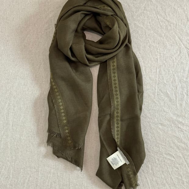 보테가베네타 캐시미어 실크 카키 머플러