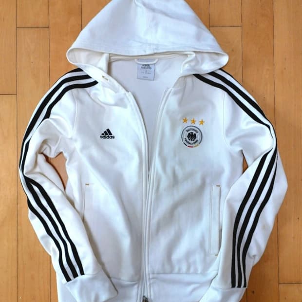 아디다스 독일 트레이닝 후드집업 (화이트 별3개 모델)