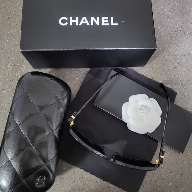 (정픔)샤넬 리본 선글라스 새상품