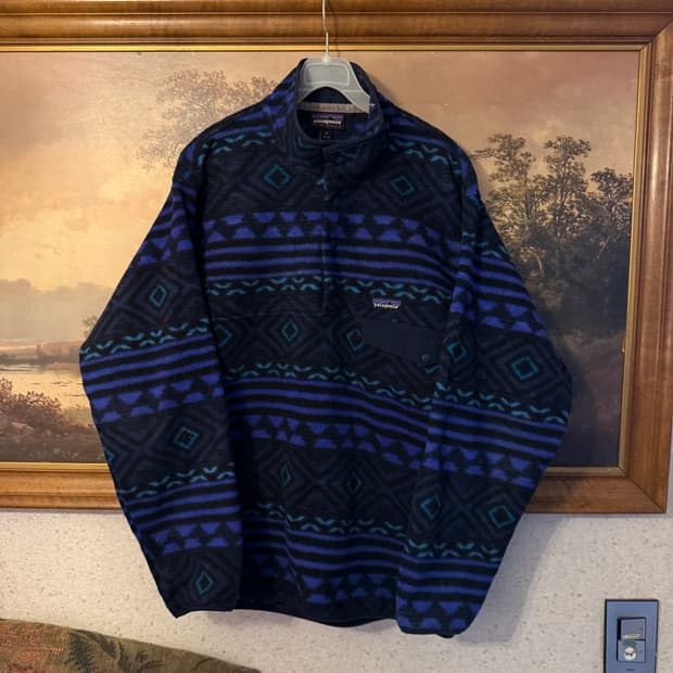 파타고니아 신칠라 블루 아즈텍