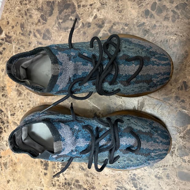 아디다스 이지부스트 380