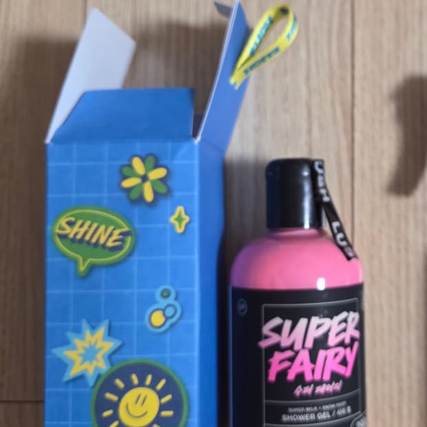 러쉬 샤워젤 수퍼페어리 290g 새상품 판매