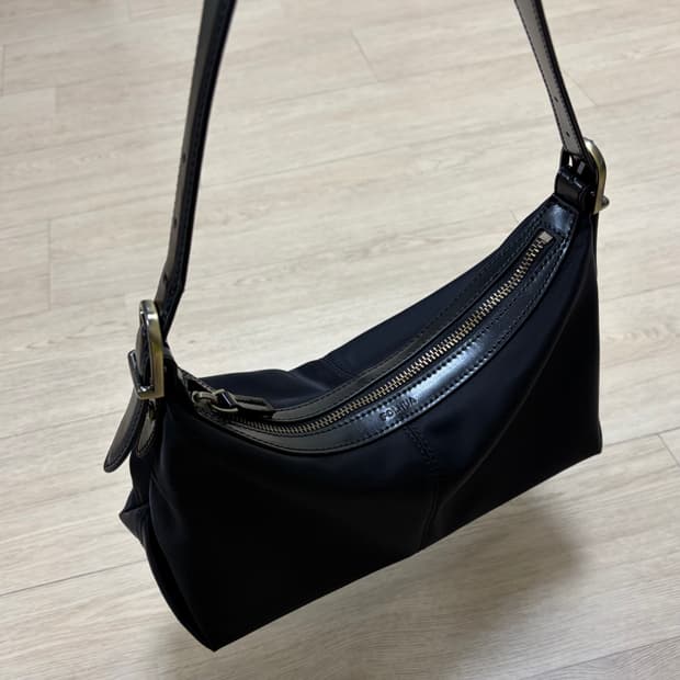 FOLNUA 폴뉴아 미니 바토백- 나일론 블랙