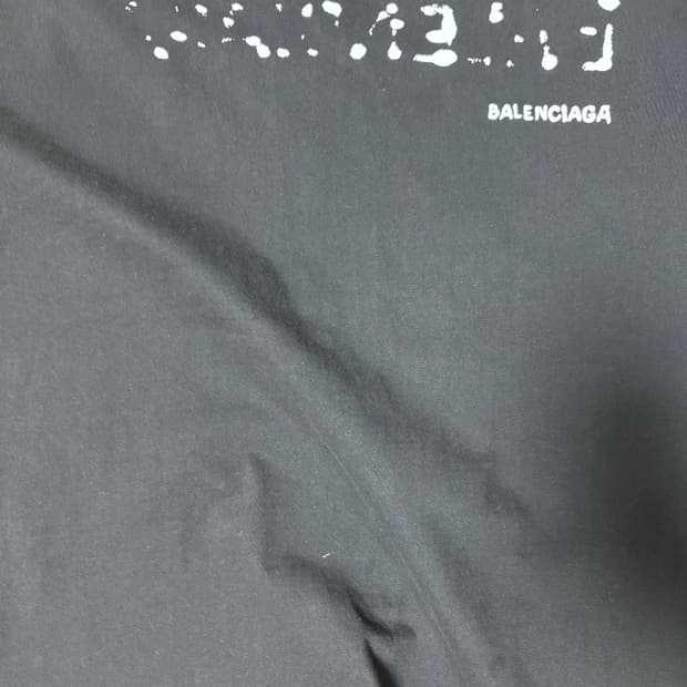 발렌시아가 로고 티셔츠 미디움 핏 블랙 L