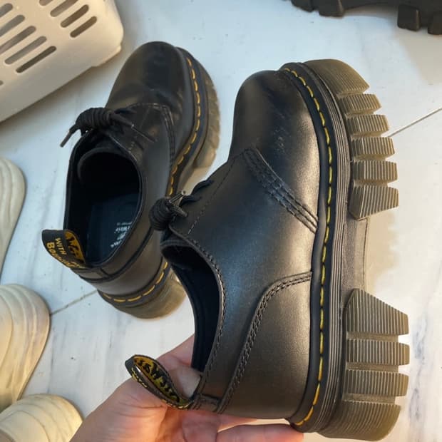 닥터마틴 1461 쿼드 로퍼 블랙 235