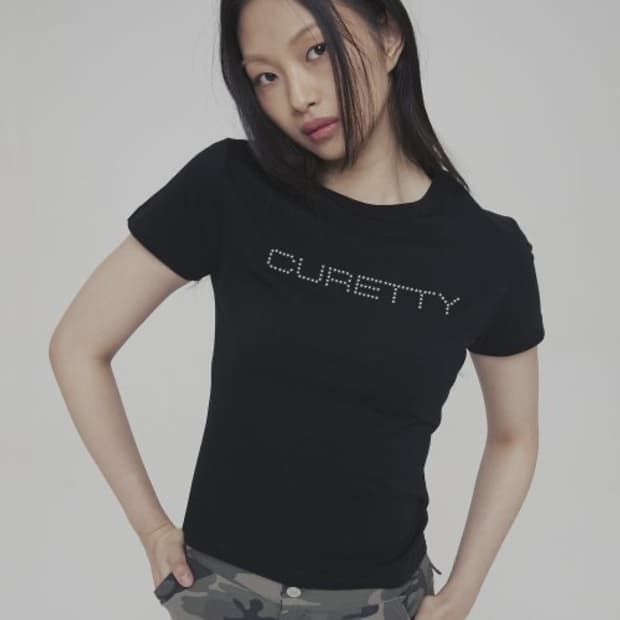 [M] 큐리티 C LOGO CONVEX T-SHIRT BLACK