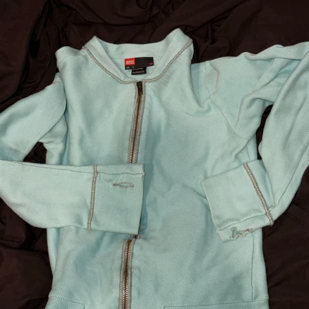 디젤 민트색 집업 티셔츠