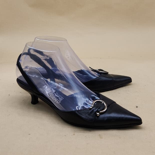 페라가모 여성 슬링백 힐 실235