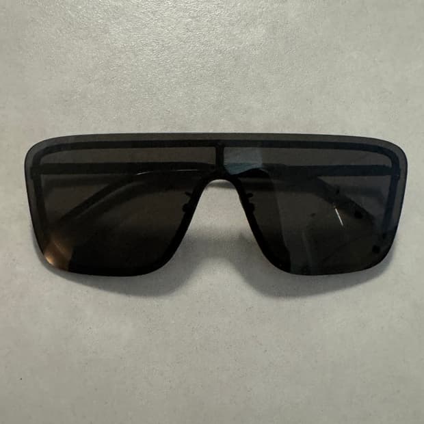 생로랑 한혜연 선글라스