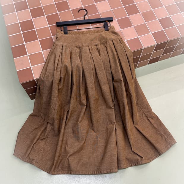 lee beige corduroy skirt