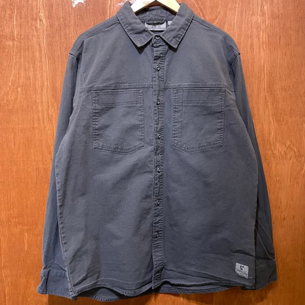(L) Rugged Elements 다크 그레이 데님 셔츠