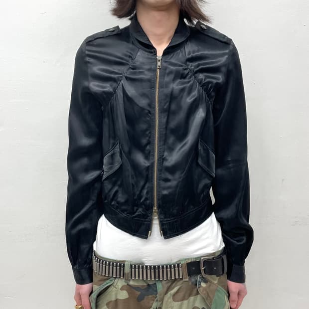 Shirring Glossy Cropped Black Zip-Up 