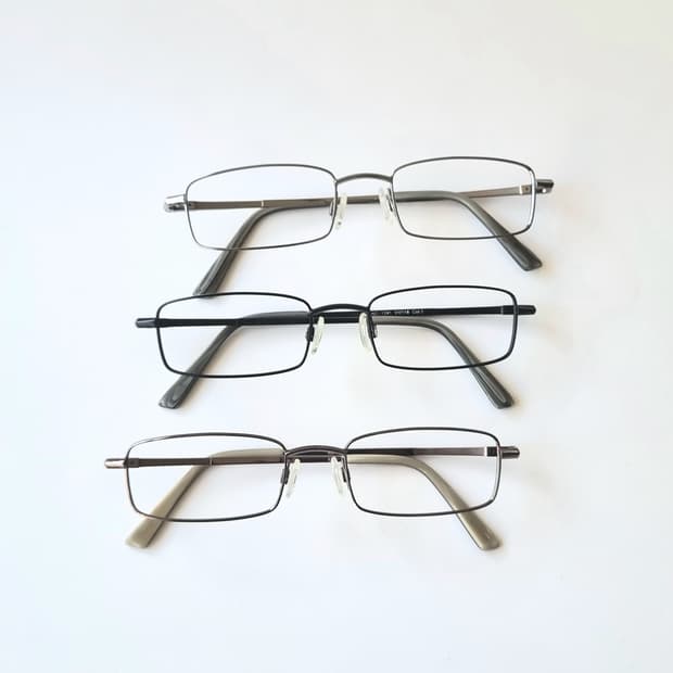 데드스탁 긱시크한디자인 메탈 안경테  572