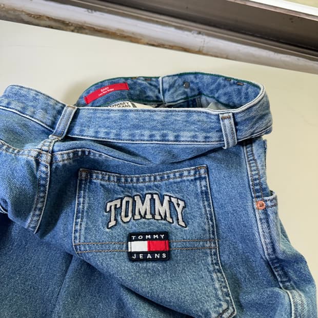 우먼M-L 타미진스 와이드핏 연청워시드 데님팬츠