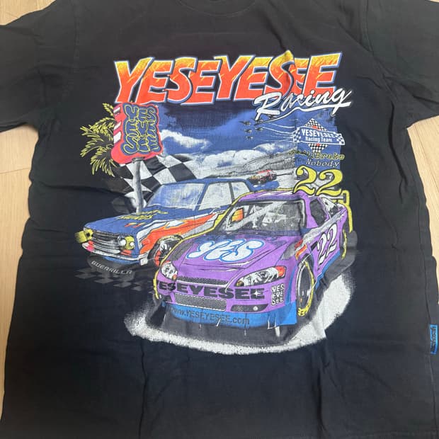 yeseyesee 반팔 티셔츠