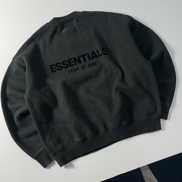 Essentials 에센셜스 피어오브갓 다크그레이 스펠아웃 맨투맨