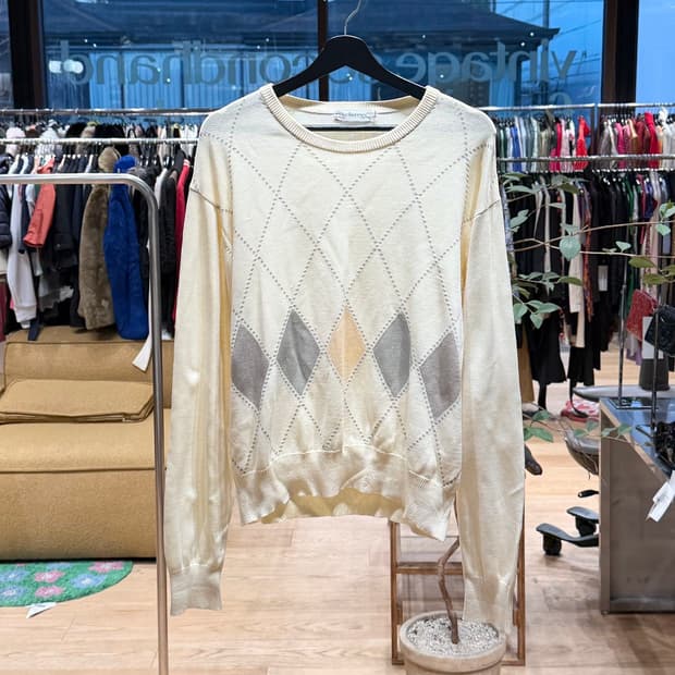 버버리 옐로우 아가일패턴 니트 