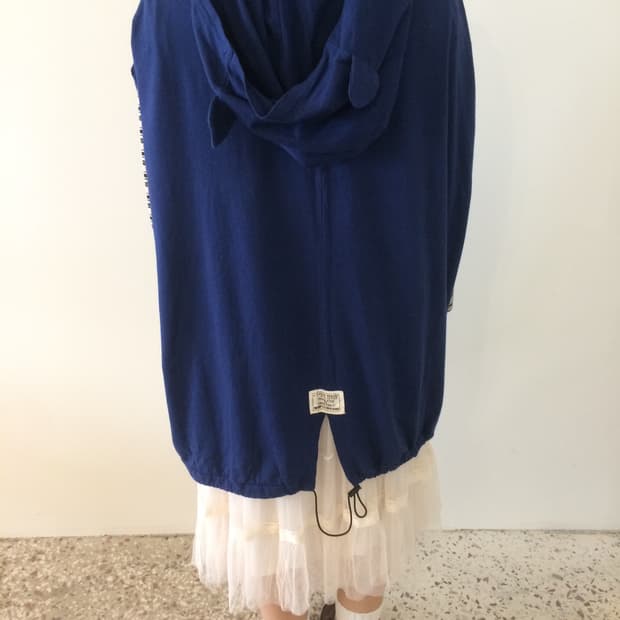 드럭스토어 후드티