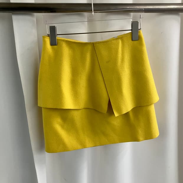 발렌시아가 울 미니스커트 36