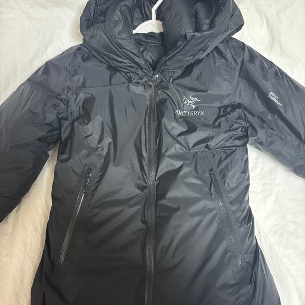 아크테릭스 파이어비 고어텍스 후드 패딩 XS
