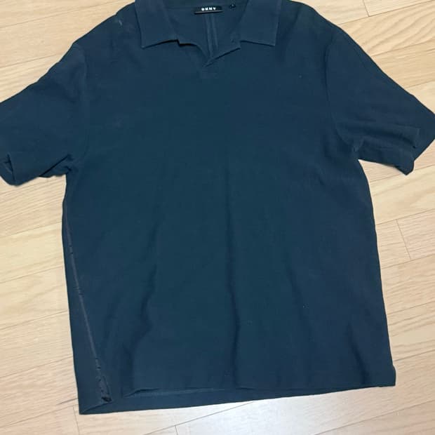 DKNY 폴로티 L Size
