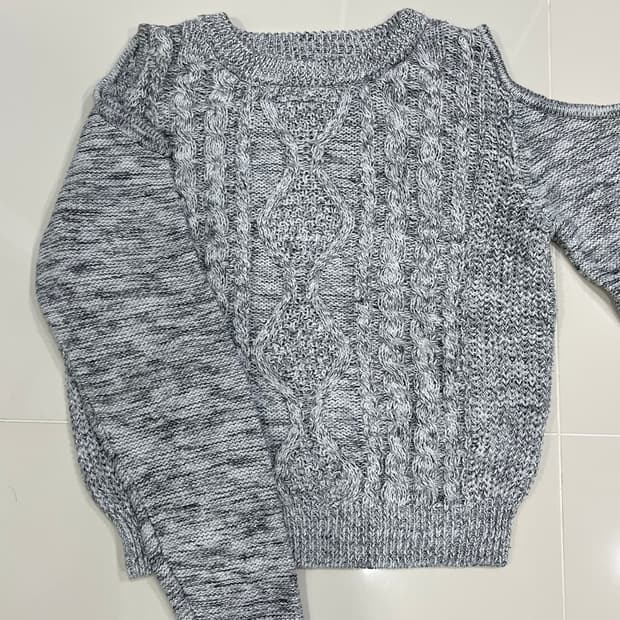 빈티지 케이블 숄더 니트
