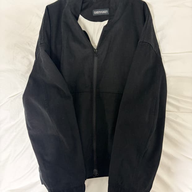 케이시 케이시 CASEY CASEY Mika Blouson Black