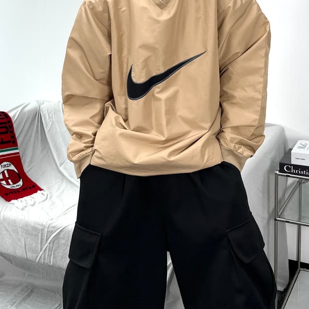 나이키 베이지 빅로고 웜업 XL