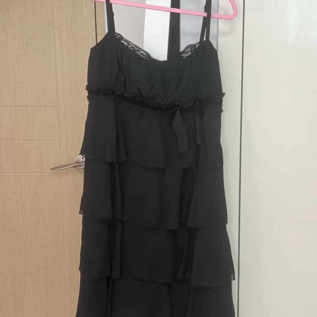 빈티지 블랙 프릴 캉캉 미디 원피스