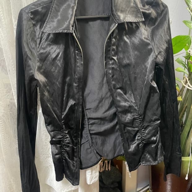 앤아더스토리즈 새틴 블루종 eu34 사이즈