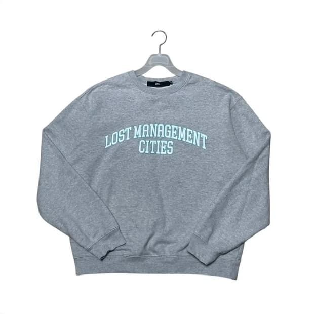 LMC 라이트 그레이 색상 맨투맨