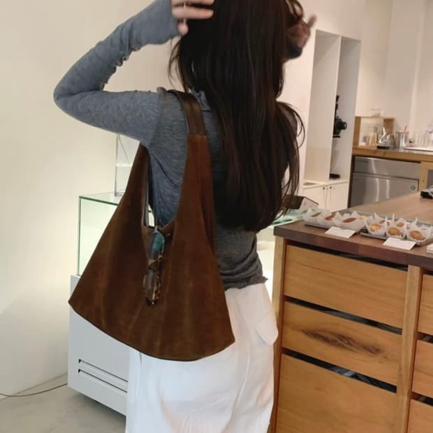 레이지샵 lazyshop 스웨이드백 가방