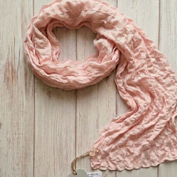 새상품 실크100 페리엘리스 뉴욕 셔링 실크 머플러 (베이비핑크)