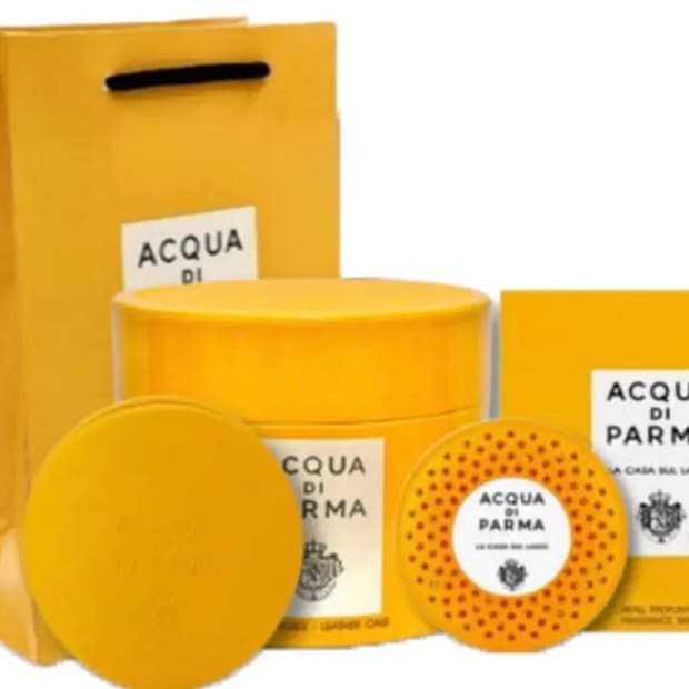 아쿠아디파르마 차량용방향제 세트(거치대/리필 새상품)