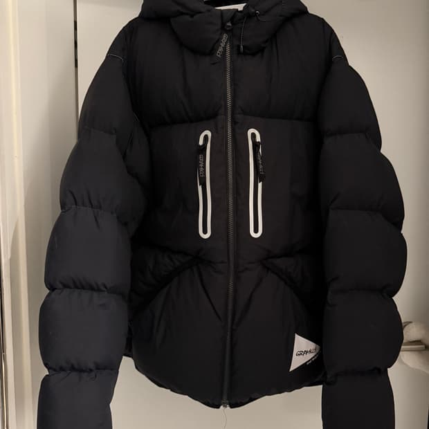 그라미치 x 앤드원더 패딩 블랙 xl