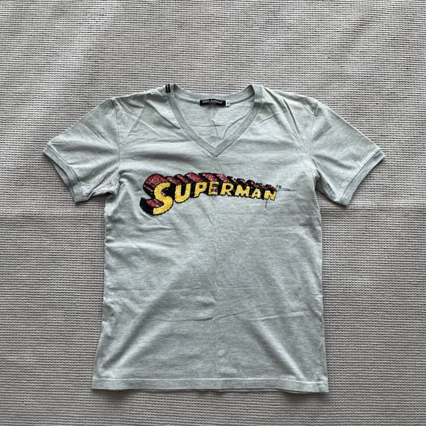 돌체 앤가바나 브이넥 링거티