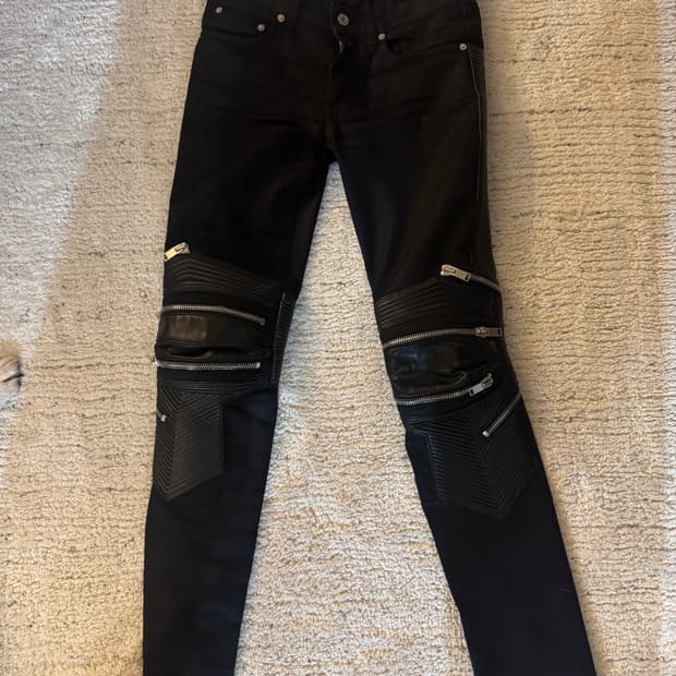 Saint Laurent 레더 패널진 15fw 29