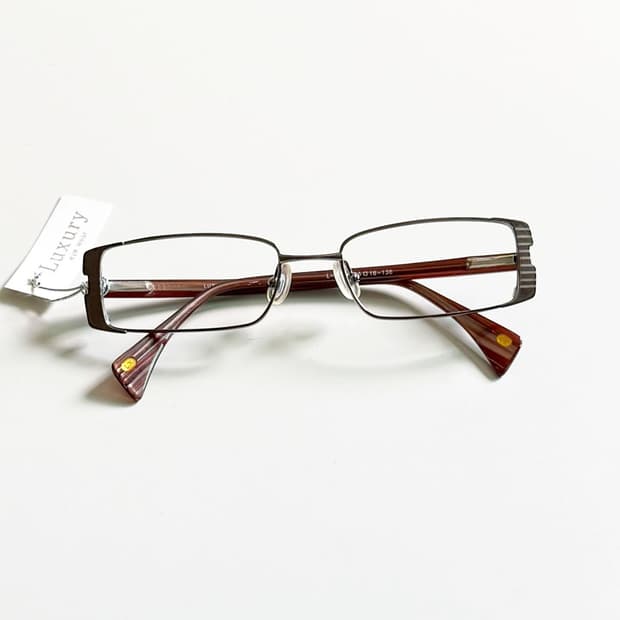 LUXURY EYEWEAR 브론즈 슬림 스퀘어 메탈 빈티지 안경