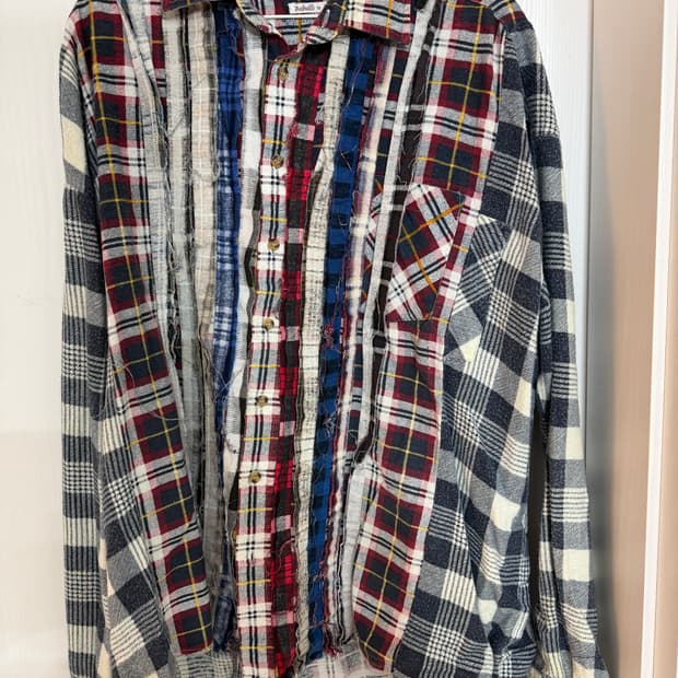 리빌드 바이 니들스 셔츠 