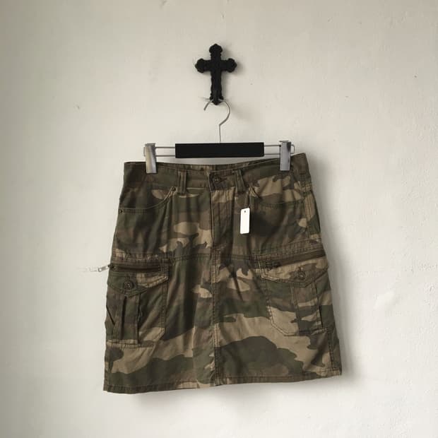 Camo pattern mini skirt