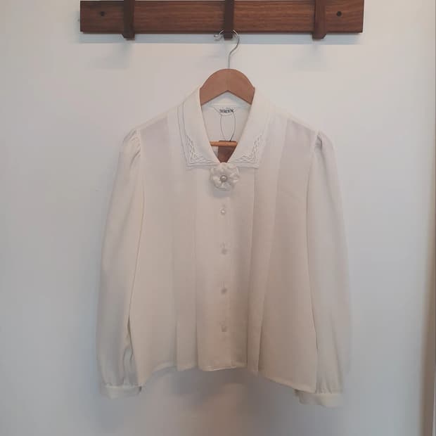 빈티지 브로치 블라우스 made in Japan 