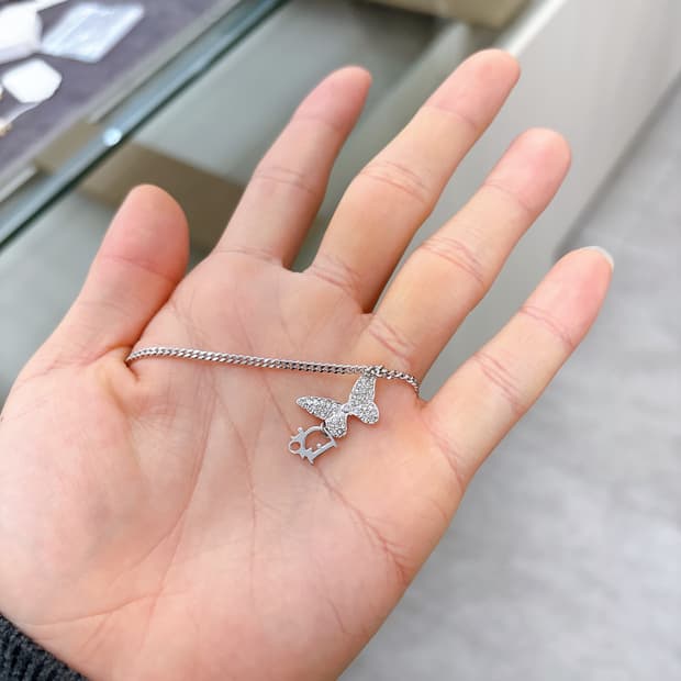 디올 오블리크 나비 큐빅 은장 팔찌
