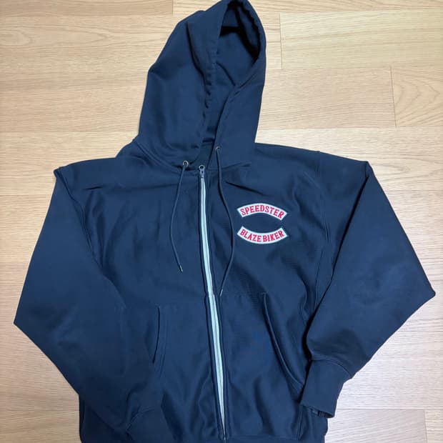 아웃스탠딩 후드집업