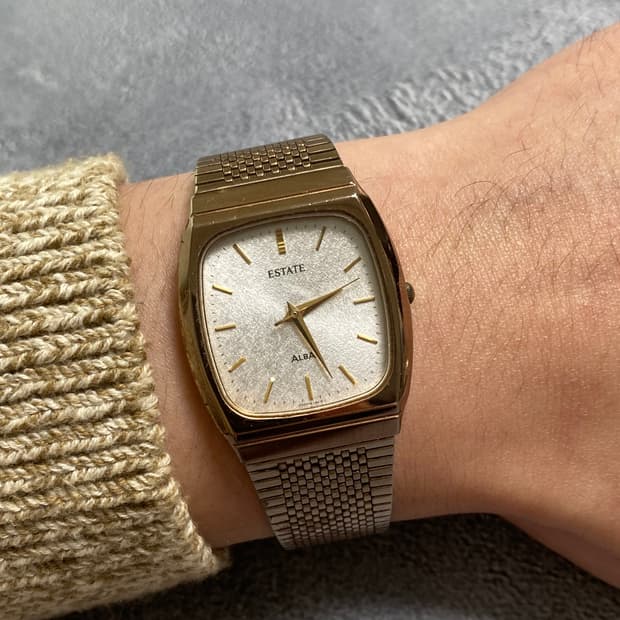 세이코 Seiko ALBA Estate 쿼츠 스퀘어 프로스티드 다이얼 