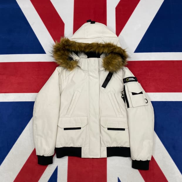 내셔널지오그래픽 타루가 덕다운패딩 S 