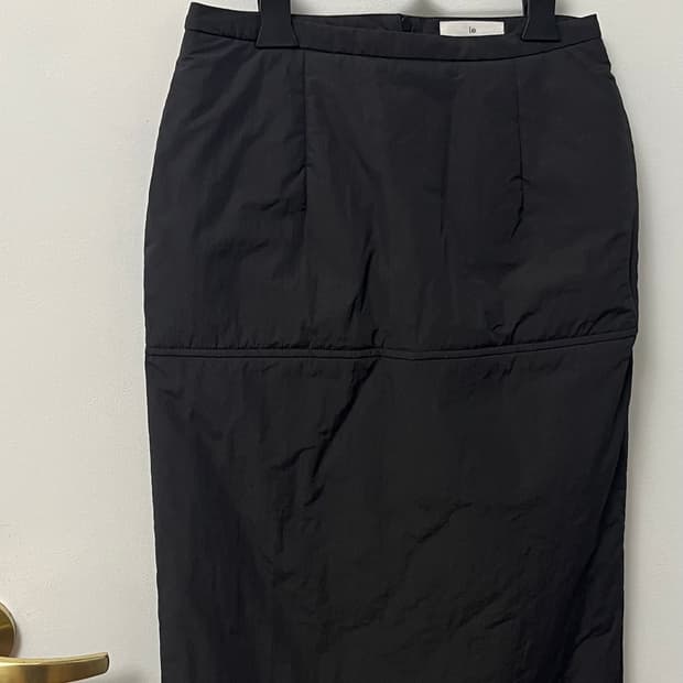 le padded long skirt 차콜
