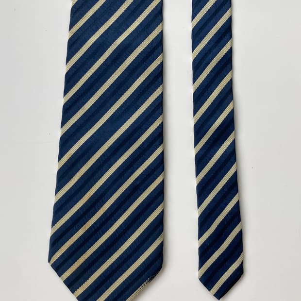 발렌티노 넥타이