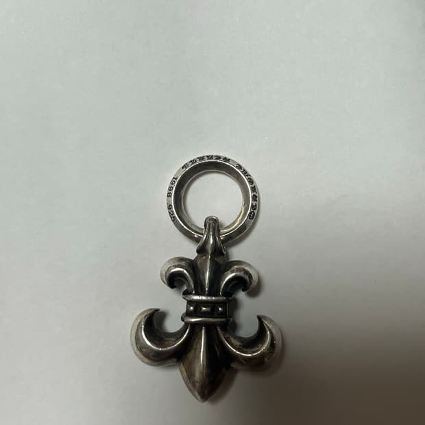 크롬하츠 bs플레어 라지 펜던트